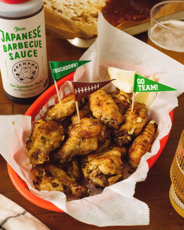 Chicken wings on game days just hit different… We don’t make the rules! 😉 But we do make a killer Yuzu Japanese Barbecue sauce that takes your wing game to the next level. 🔥⁣
⁣
Head to our stories for the full recipe!