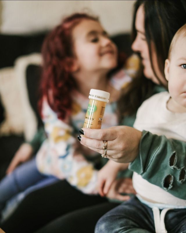 Now THIS is a feel good moment we love to see 🤩 Shots just taste better surrounded by the people you care about.

We are often asked if kiddos can have probiotic shots and the answer is YES*! Little ones are notorious for loving Detox and Immunity Vitamins given their sweet flavors of pineapple and strawberry watermelon 🍉

*The Energy shot is not recommend for kiddos due to its caffeine content!