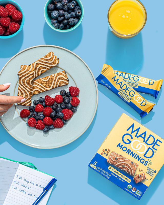 You don't have to choose between eating healthy and eating tasty. Our soft-baked breakfast bars are made without GMOs, nuts, gluten, dairy, and artificial flavors & colors. They're a delicious way to start your morning with a good source of nutrients from fruits & vegetables! Available now in Canada☀️ #MadeGoodMornings #MadeGoodSnacks